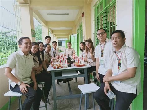 TSIS Senior High School .